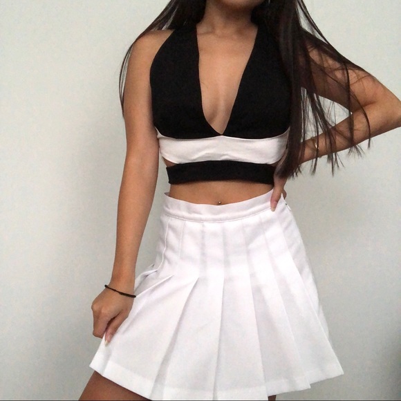 NEW Charlotte Russe Crop Top - Picture 3 of 8